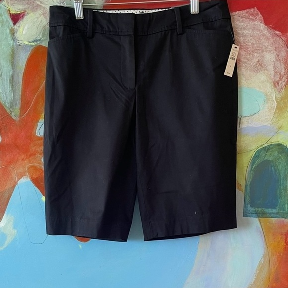 Talbots Woman’s Shorts Size 2 Black Color Knee Length Fly Front Hook Closure - Picture 1 of 6